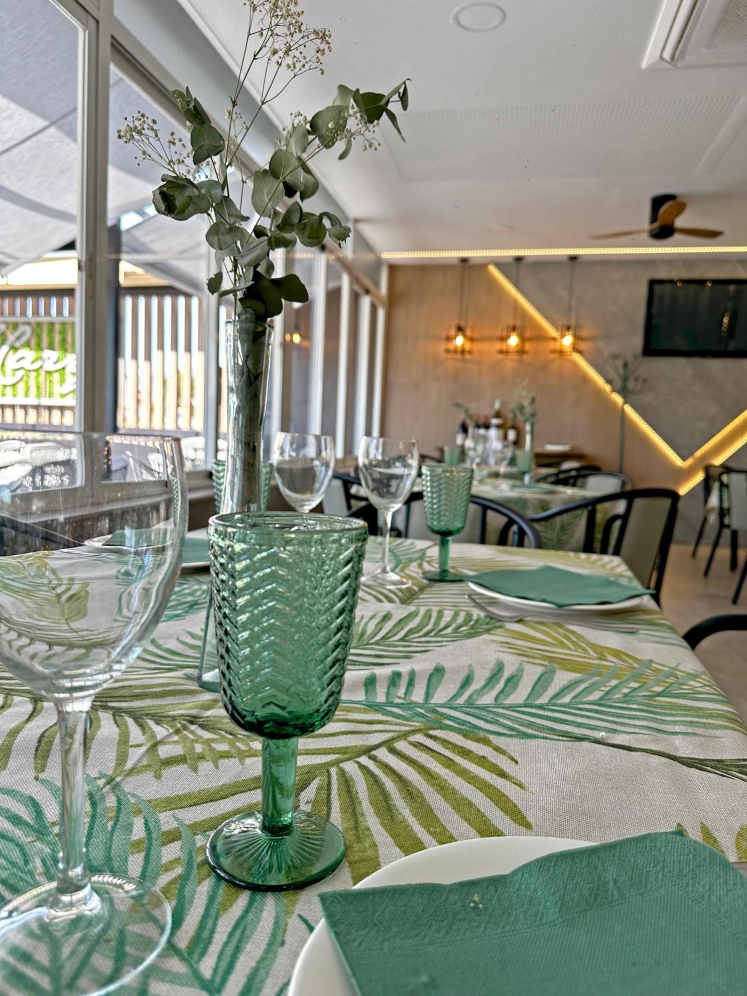 Hostal Restaurante El Cary Монтемайор Экстерьер фото